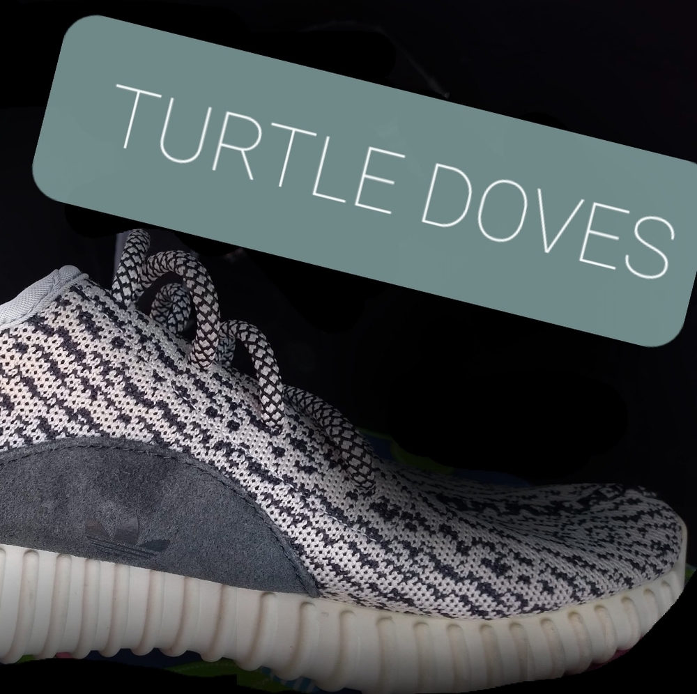 YEEZY ADIDAS BOOST